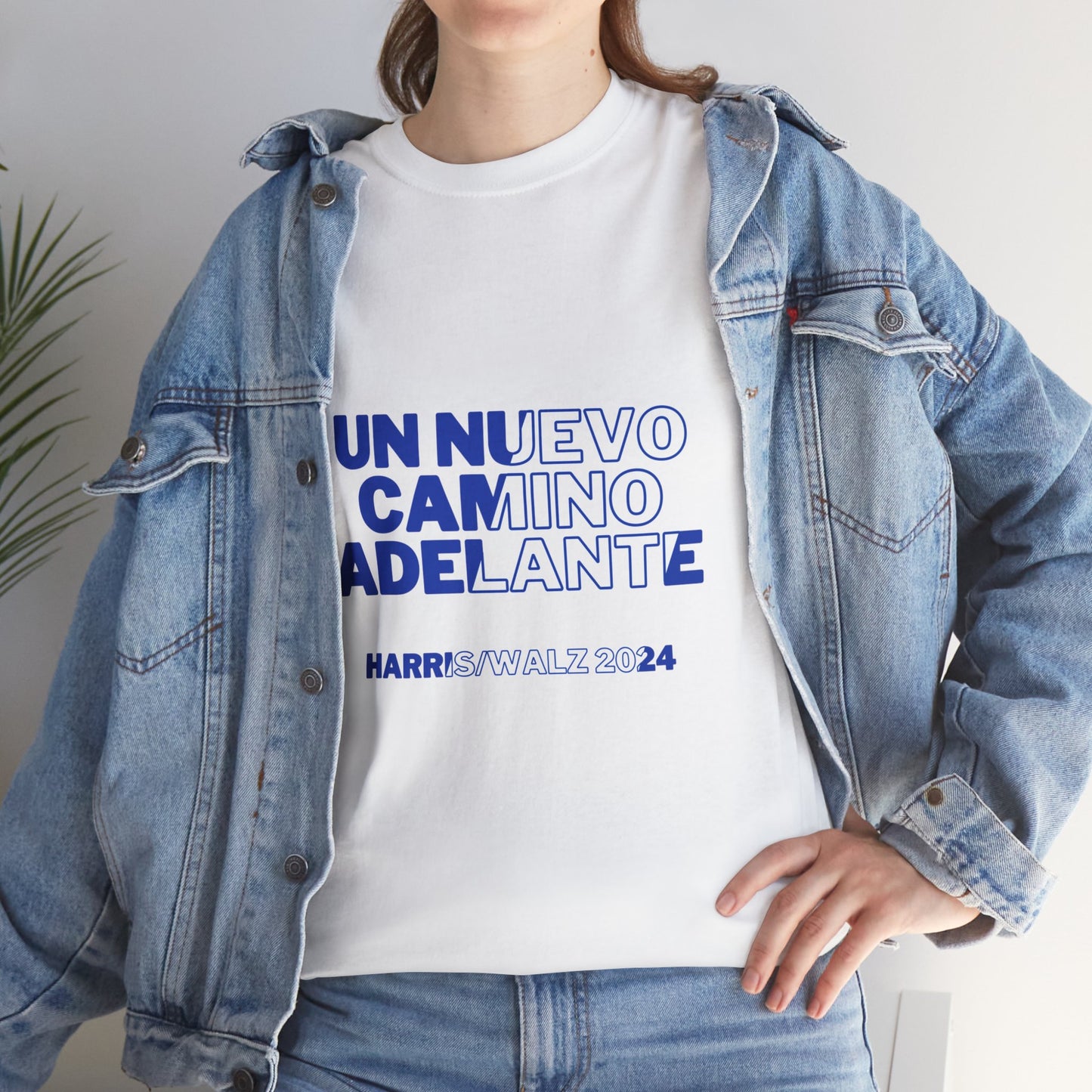 Un Nuevo Camino Adelante Shirt- Harris/Walz 2024 T-Shirt in Spanish-  Democrat Presidential Election Tee